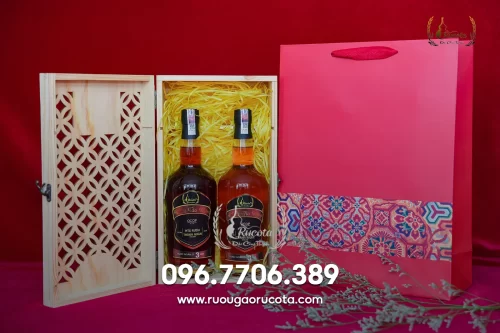 Rượu mơ rừng rucota