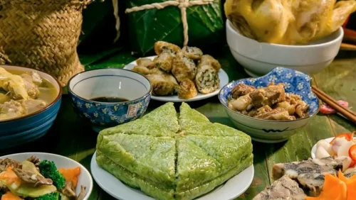 rượu mơ là đồng đội lý tưởng của bánh trưng