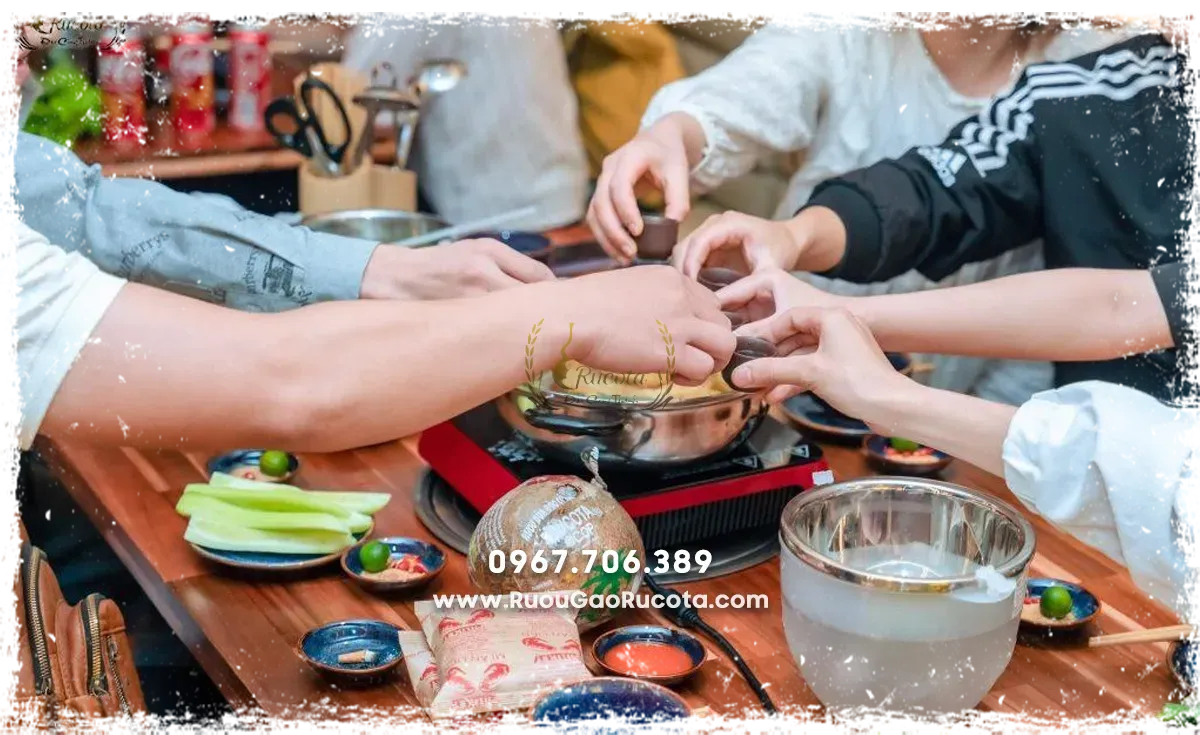 Rượu dừa và những món ăn kết hợp hoàn hảo cho bữa tiệc