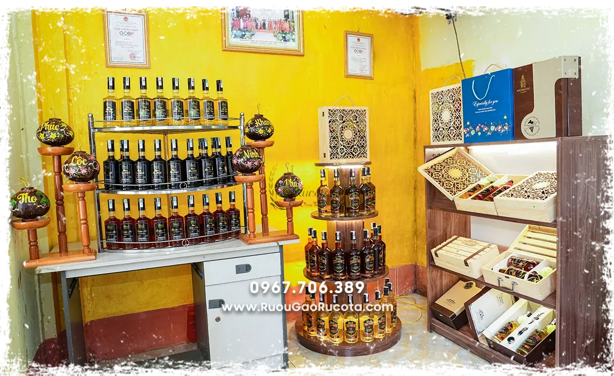 Chuẩn bị rượu cho tết 2025