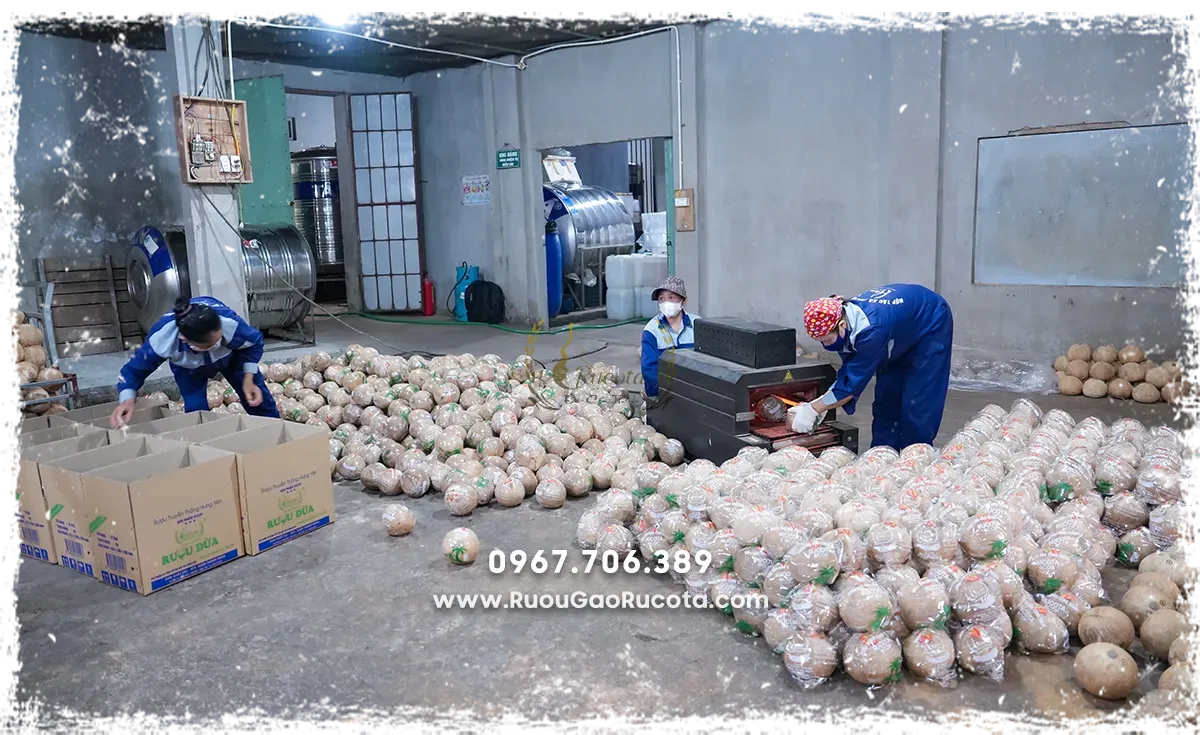 Xưởng Sản Xuất Rượu Rucota Những Ngày Cuối Năm – Điểm Đến Của Tinh Hoa Truyền Thống