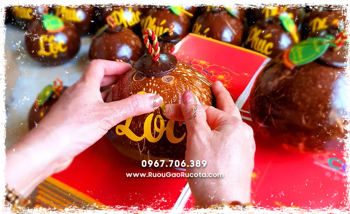 Rượu Dừa Phát Lộc – Món Quà Tinh Tế Mang Ý Nghĩa Tài Lộc