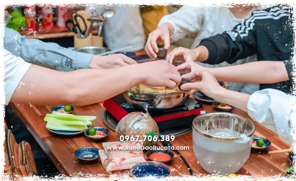 Các Loại Rượu Tết Có Thể Mua Ngay Tại Hà Nội: Quà Biếu Ý Nghĩa