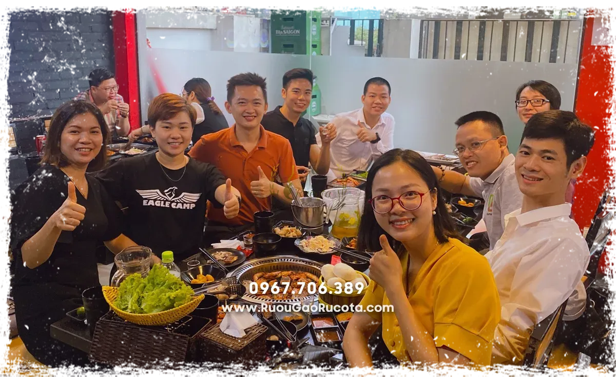 Các Loại Rượu Tết Có Thể Mua Ngay Tại Hà Nội: Quà Biếu Ý Nghĩa